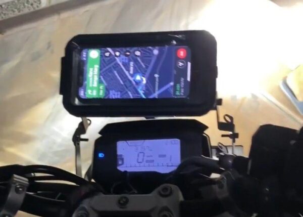 BMW G310 R GPS MOUNT WITH MOBILE HOLDER