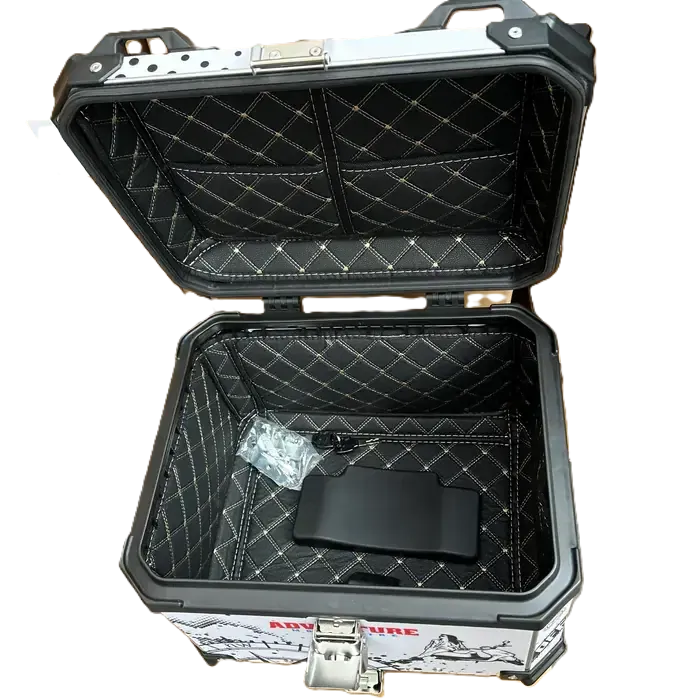 Top Box Aluminium 45L Coloured GS 2 Top Box Aluminium 45L Coloured GS - Image 2