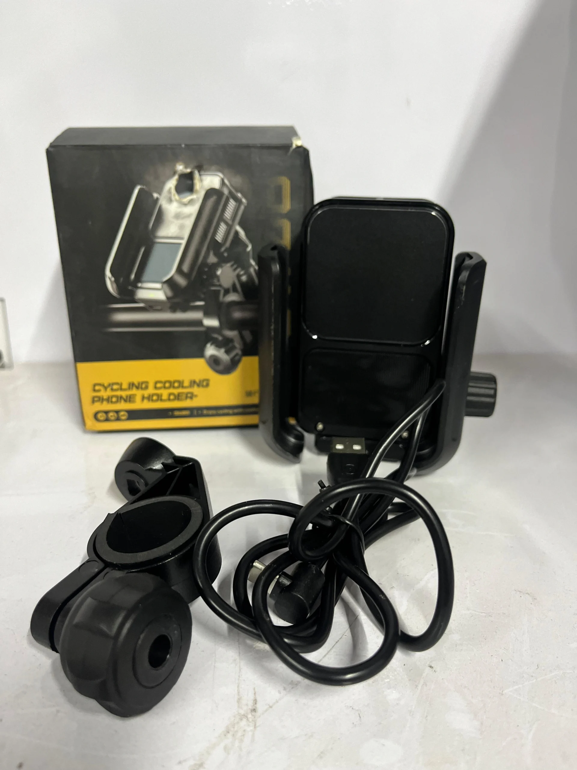 Universal Motorcycle Mobile Holder with Cooling Fan 4 Universal Motorcycle Mobile Holder with Cooling Fan - Image 4