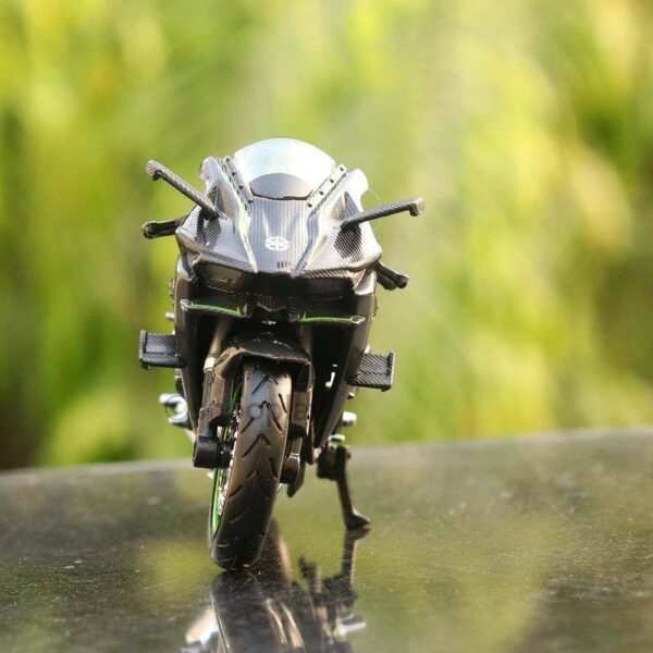 Kawasaki Ninja H2R Scale Model bike collectible - Image 5