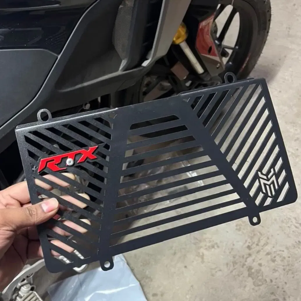 Radiator Guard For Apache RTX 300 1 Radiator Guard For Apache RTX 300