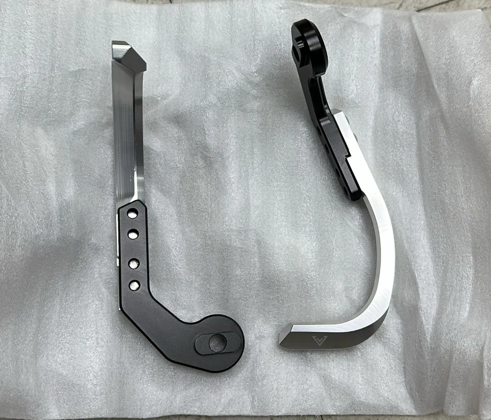 Adjustable Lever protector Fauvism Blade Design 5 Adjustable Lever protector Fauvism Blade Design - Image 5