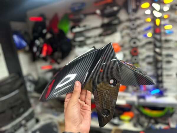 Front mudguard carbon for aerox 155 - Image 2